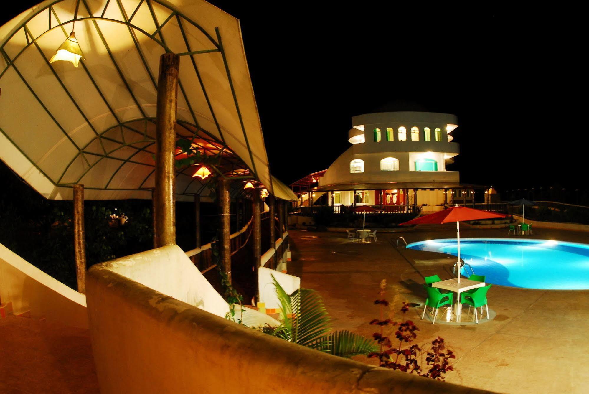 Отель Hacienda Rio Blanco Сан-Мигель-де-лос-Банкос Экстерьер фото